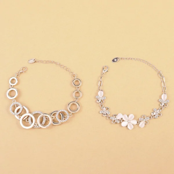 Fashionable casual women's crystal bracelet Five leaf flower accessories for ladies Love story double bracelet match - Image 3