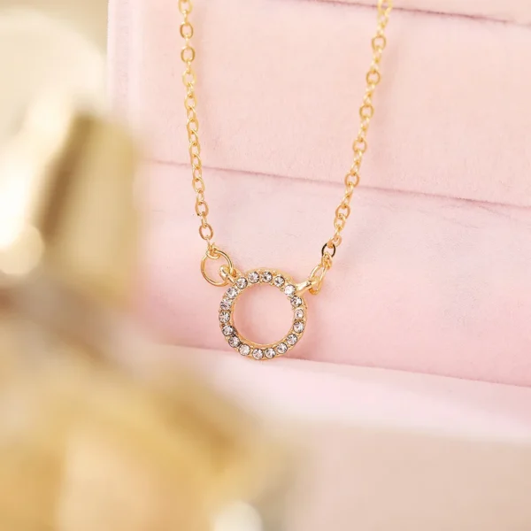 2025 Trend Elegant Jewelry Crystal Circle Pendant Necklace Golden Color Unquie Women Fashion Necklace Wholesale - Image 4