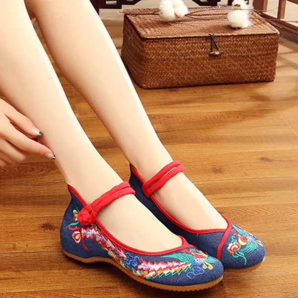 Chinese Embroidered Floral Canvas Shoes Traditional Chinese Old Peking Ballerina Female Casual Flat Loafer Shoes Women - Image 4