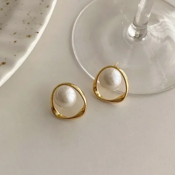 Imitation Pearl Earring for Women Gold Color Round Stud Earrings Korean Delicate Irregular Design Unusual 2023 Fashion Jewelry - Image 5