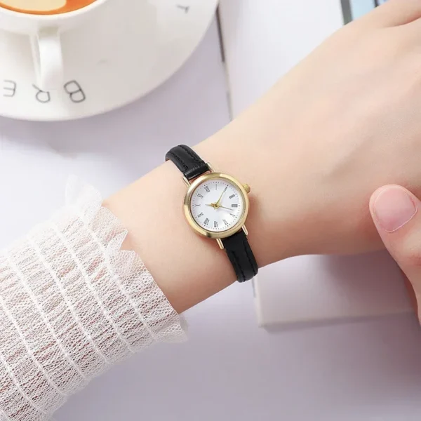 2025 Simple Women's Watches Small Round Girl's Belt Watches Quartz Wristwatches Women's Watch Gift Reloj Para Mujer Women Watch - Image 2