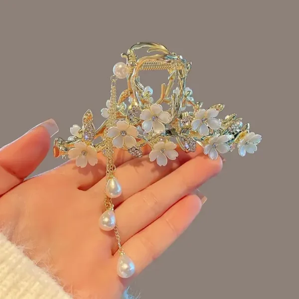 Luxury Flower Rhinestone Pearl Grab Clip Ponytail Claw Clip Women Elegant Hair Gift Shark Clip Fashion Hair Accessories - Image 4