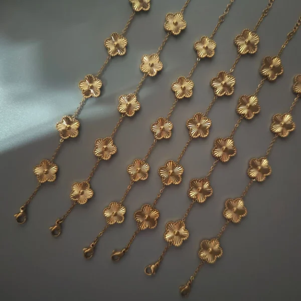 Plum Blossom Metal Laser Bracelet Stainless Steel Waterproof and Allergic Resistant High Quality Jewelry Temperament Clover - Image 2